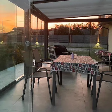 ベッド・アンド・ブレックファスト Il Giardino Di Sofia Piozzo
