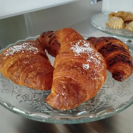 Il Giardino Di Sofia Bed & Breakfast Piozzo