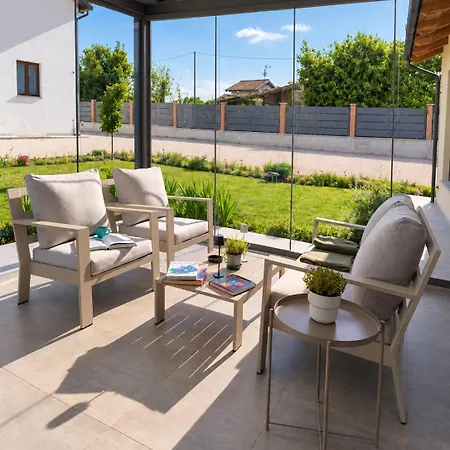 Il Giardino Di Sofia Bed & Breakfast 3*